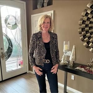 Meet your Posher, Starlene